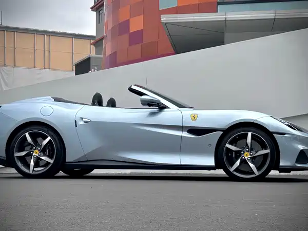Ferrari Portofino 2021