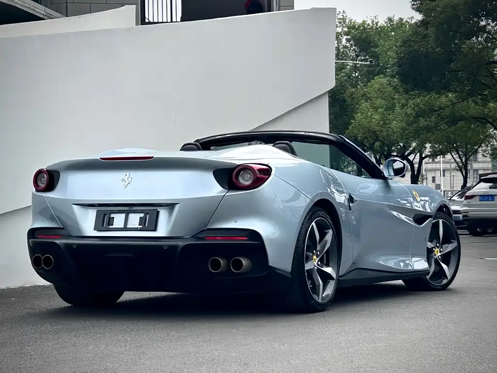 Ferrari Portofino 2021 — фото 16