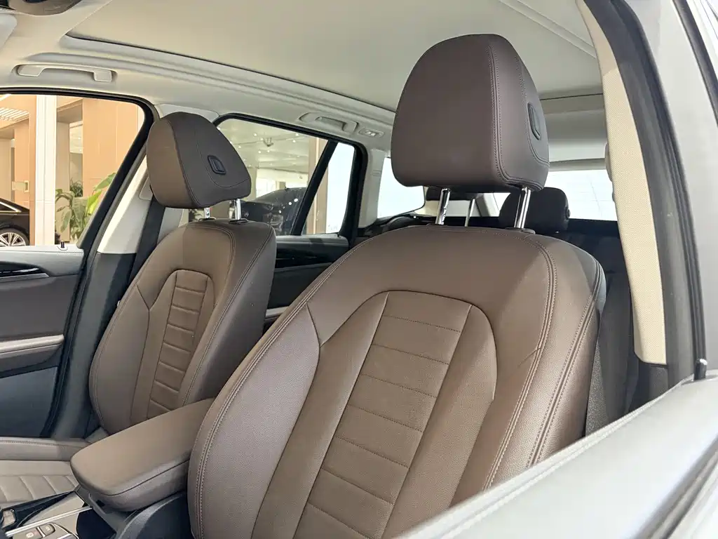 BMW X3 2018 — фото 10