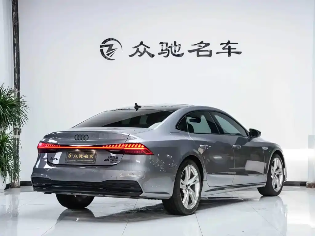 Audi A7L 2023 — фото 10