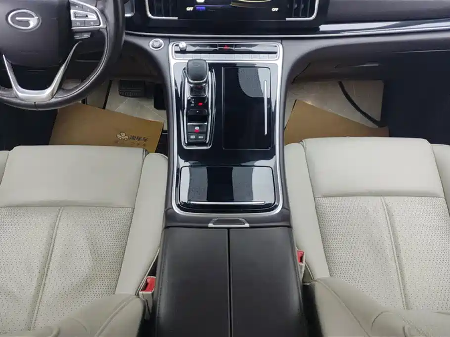 GAC Motor Trumpchi M8 2021 — фото 16