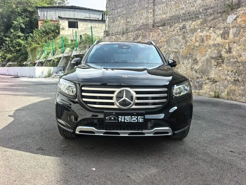 Mercedes-Benz GLB 2024