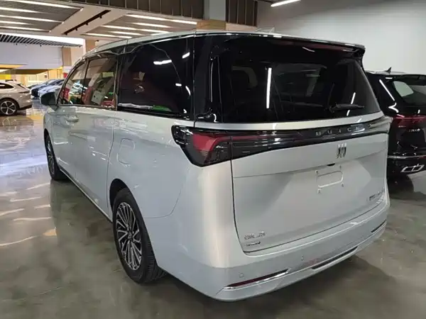 Buick GL8 New Energy 2025