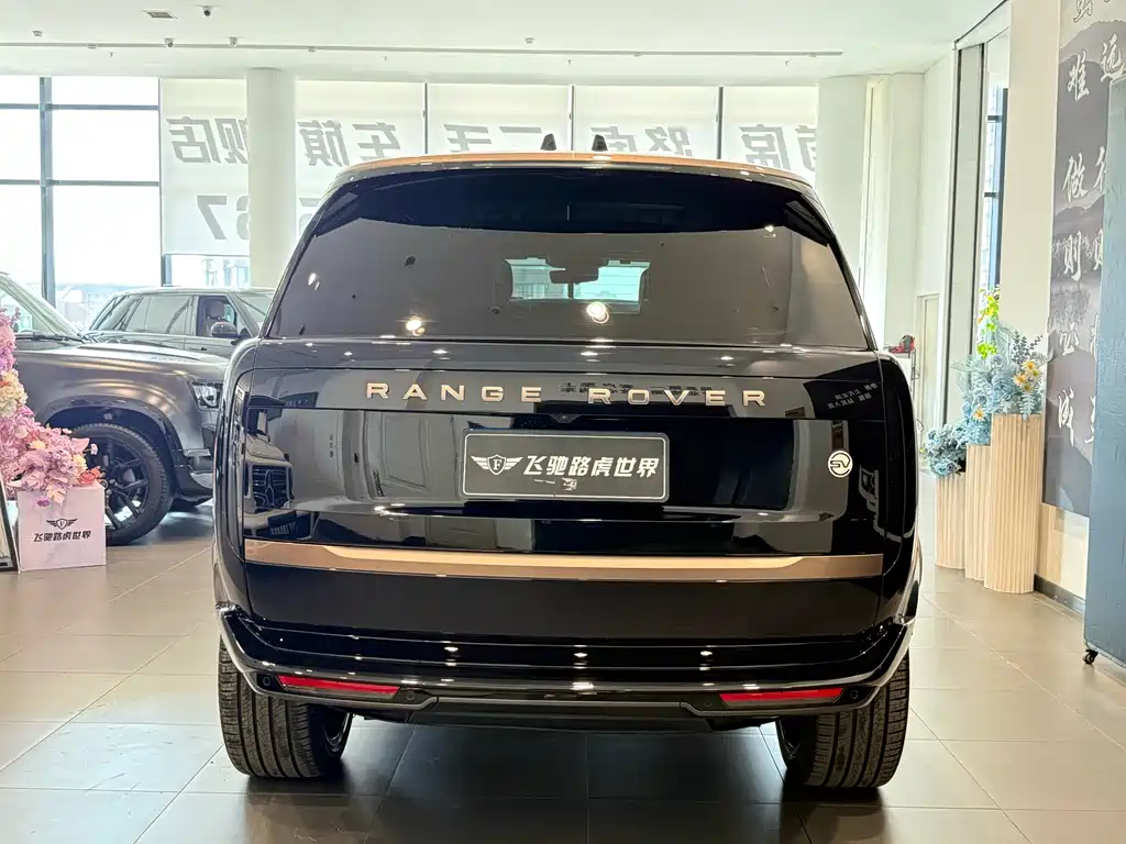 Land Rover Range Rover 2025 — фото 26