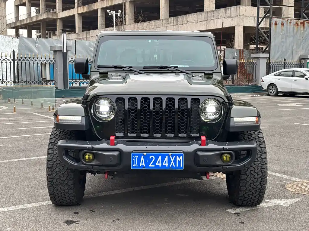 Jeep Gladiator 2023 — фото 2