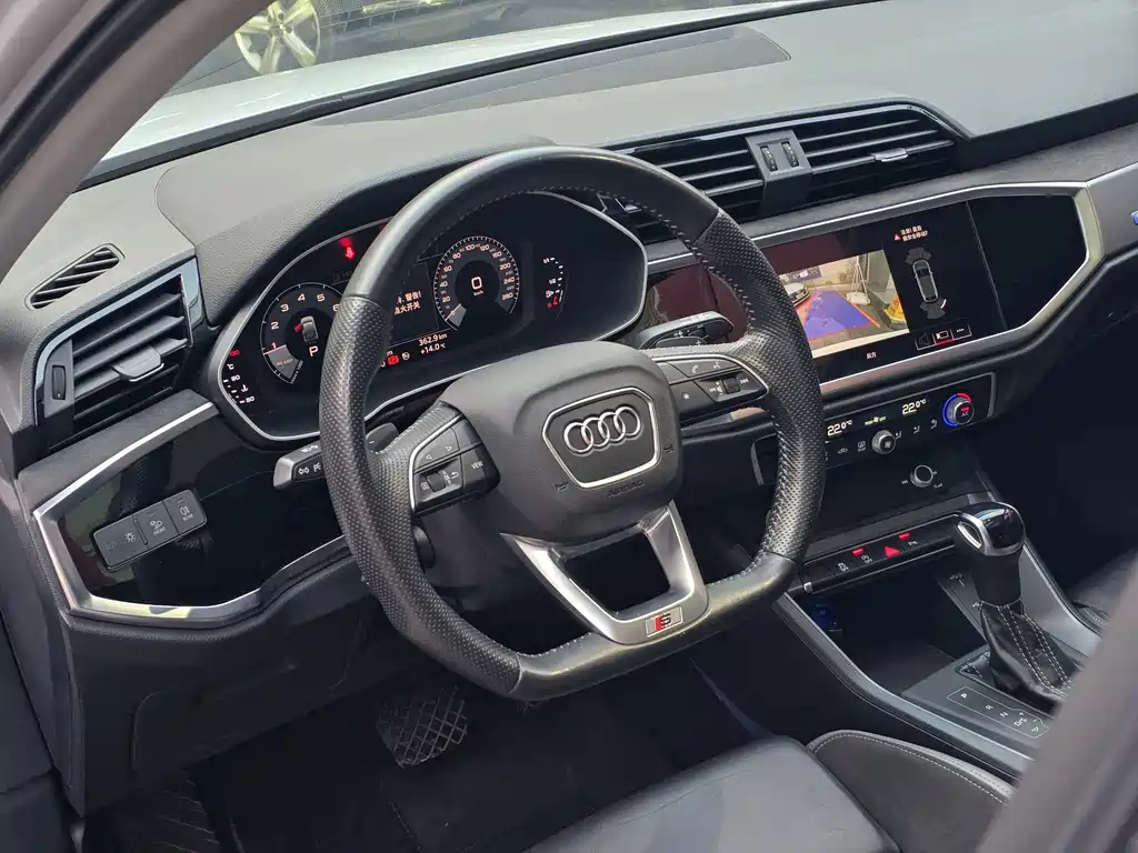 Audi Q3 Sportback 2020 — фото 19