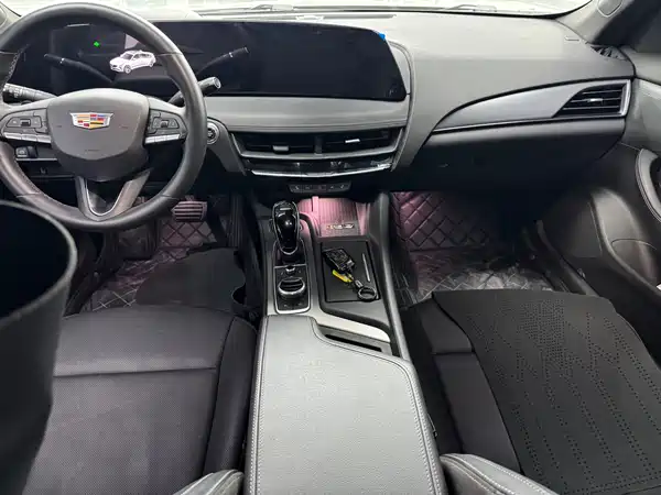 Cadillac CT5 2024