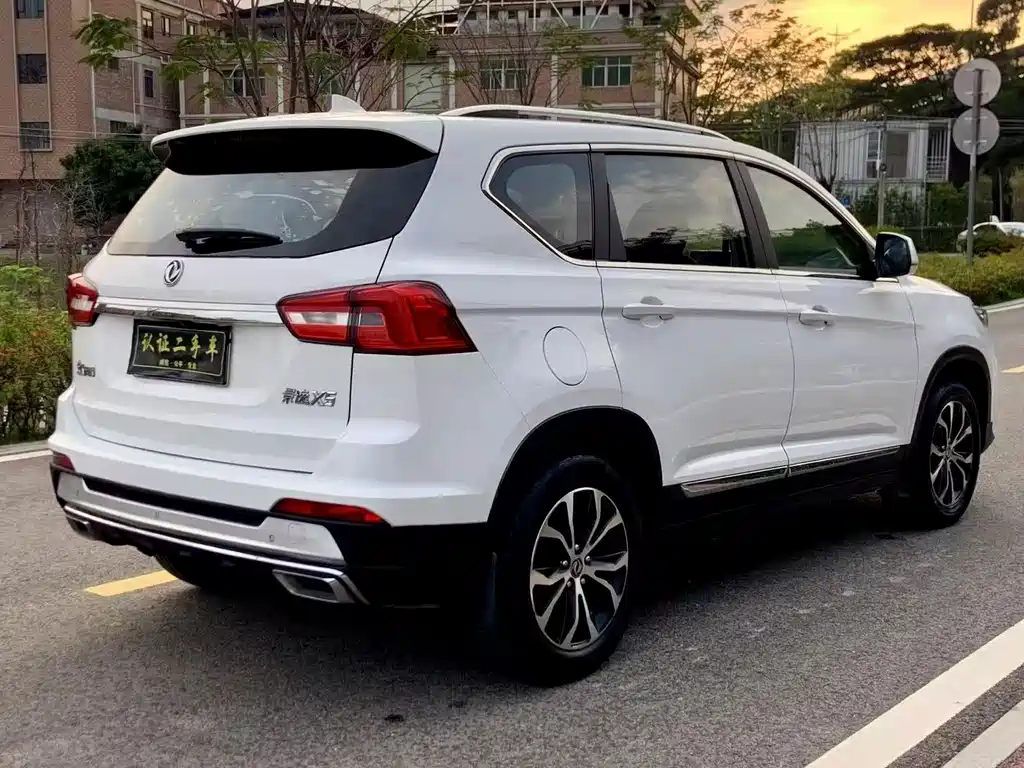 Dongfeng Jingyi X5 2017 — фото 6