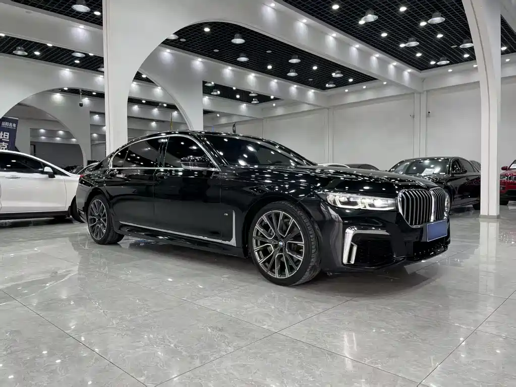 BMW 7 Series 2019 — фото 3