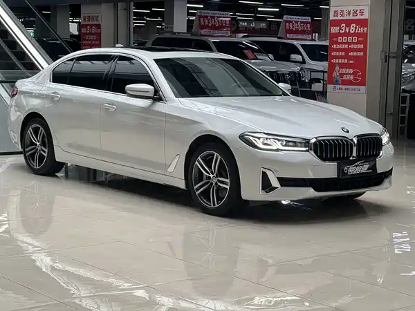 BMW 5 Series 2021