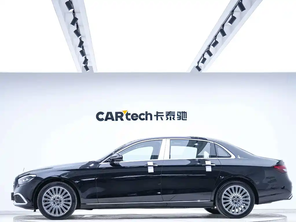 Mercedes-Benz E-Class 2025