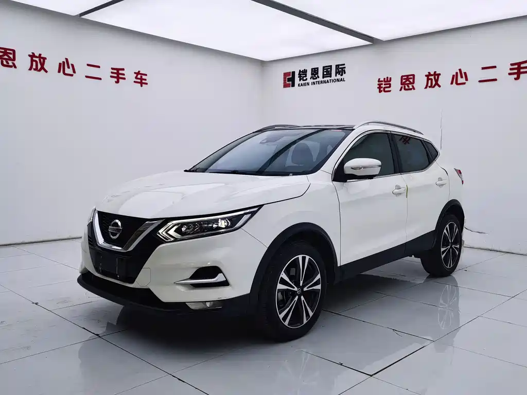 Nissan Qashqai 2023 — фото 1