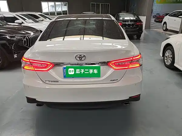 Toyota Camry 2019