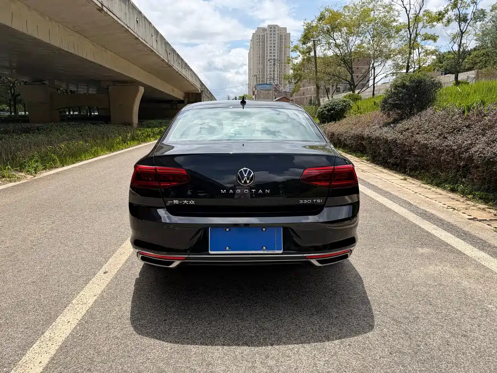 Volkswagen Magotan 2021
