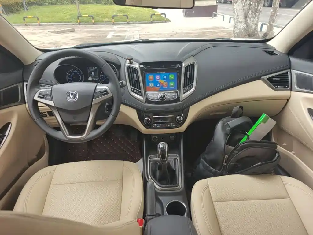 Changan Eado 2017 — фото 10