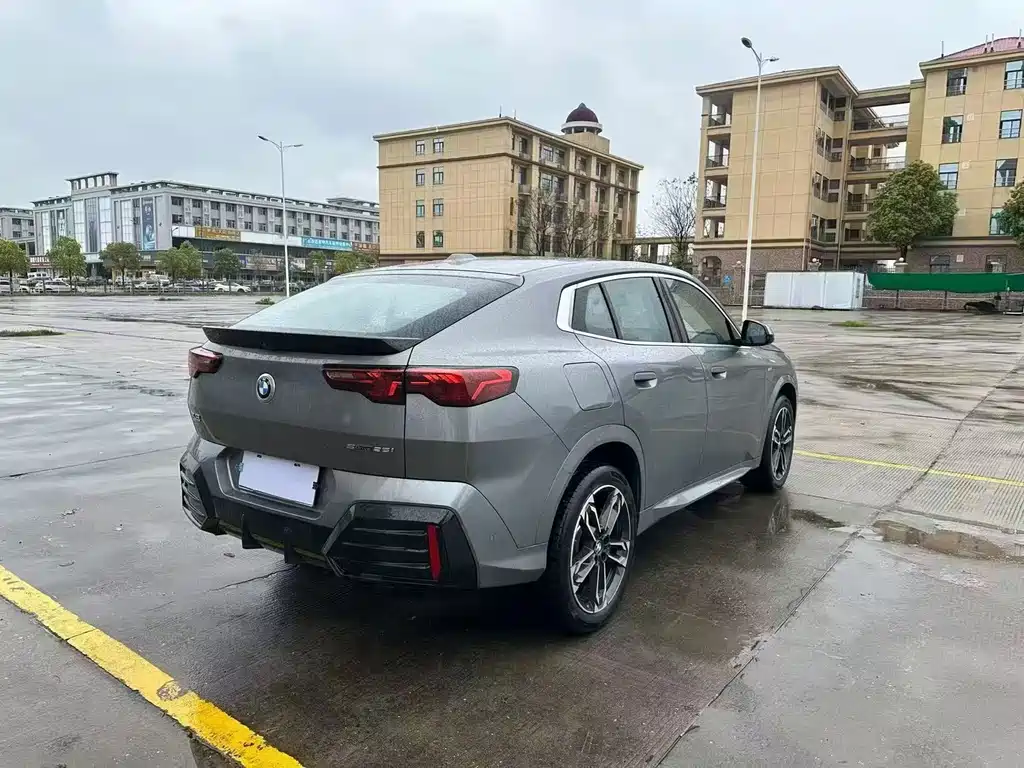 BMW X2 2025 — фото 9