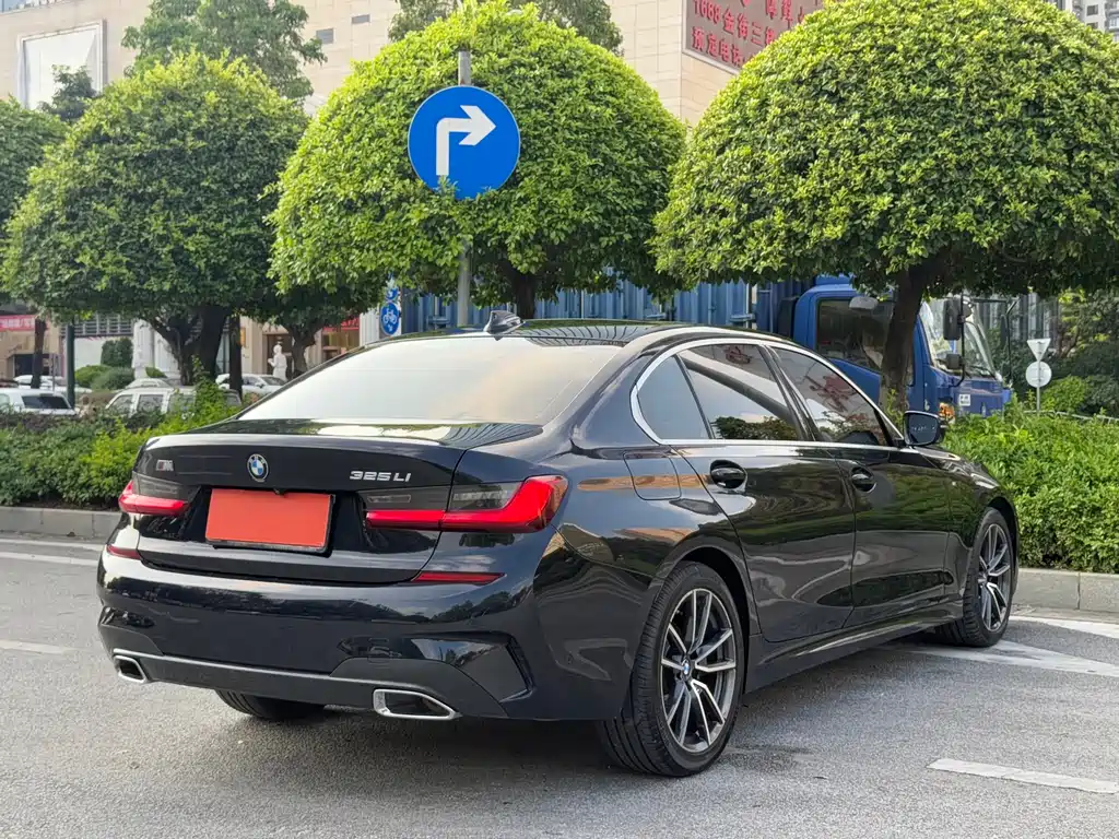 BMW 3 Series 2020