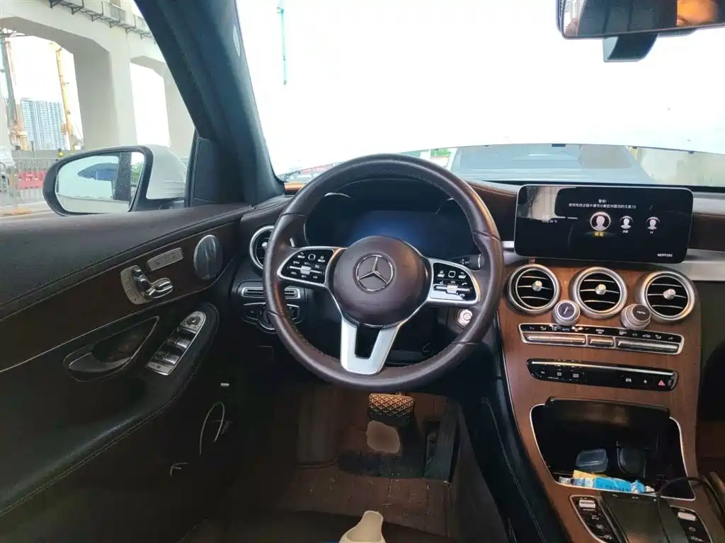 Mercedes-Benz GLC 2020 — фото 11