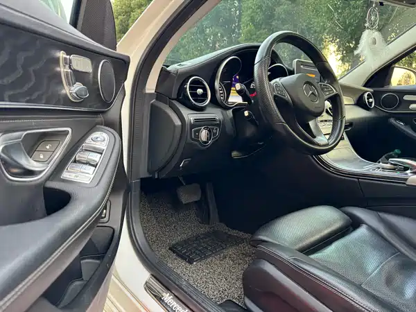 Mercedes-Benz C-Class 2016