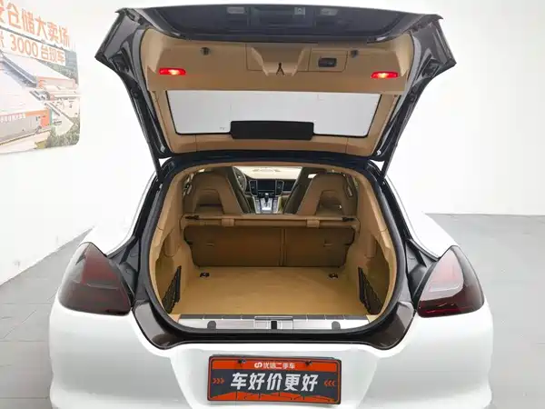 Porsche Panamera 2011