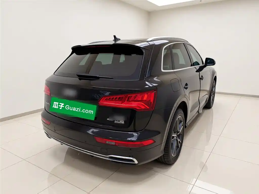 Audi Q5L 2019 — фото 6