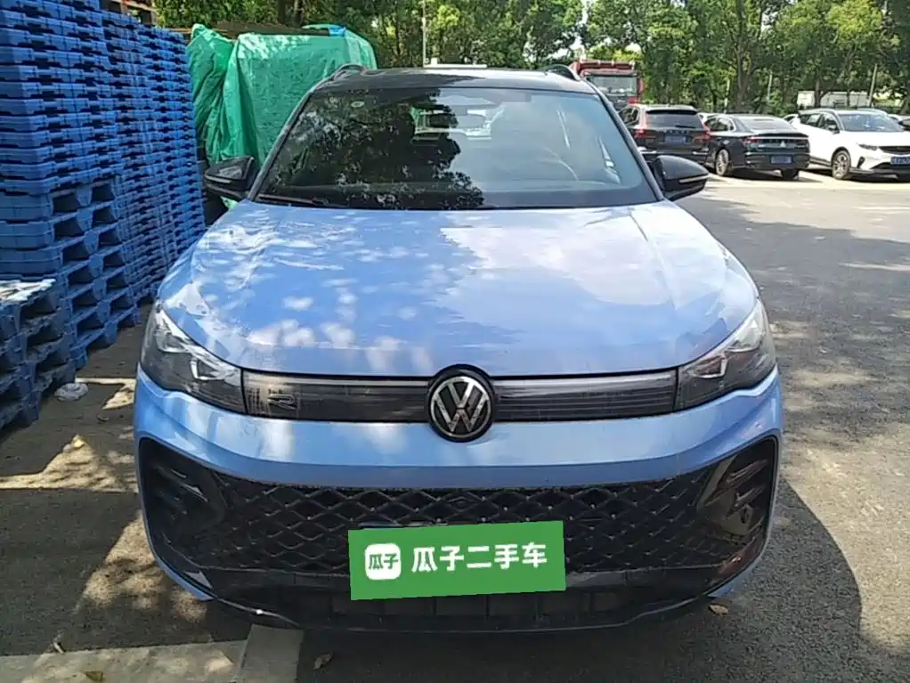 Volkswagen Tiguan L 2024