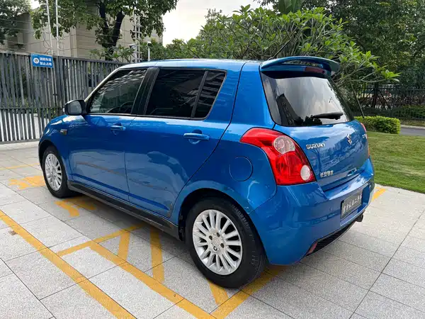 Suzuki Swift 2013