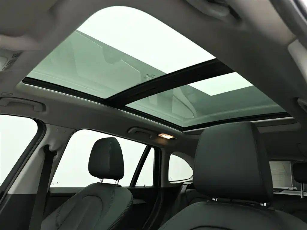 BMW X1 2018 — фото 13