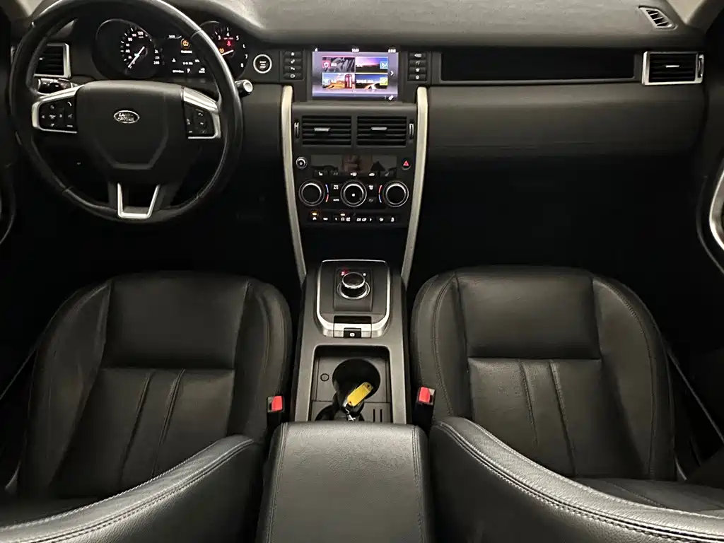 Land Rover Discovery Sport 2017 — фото 9
