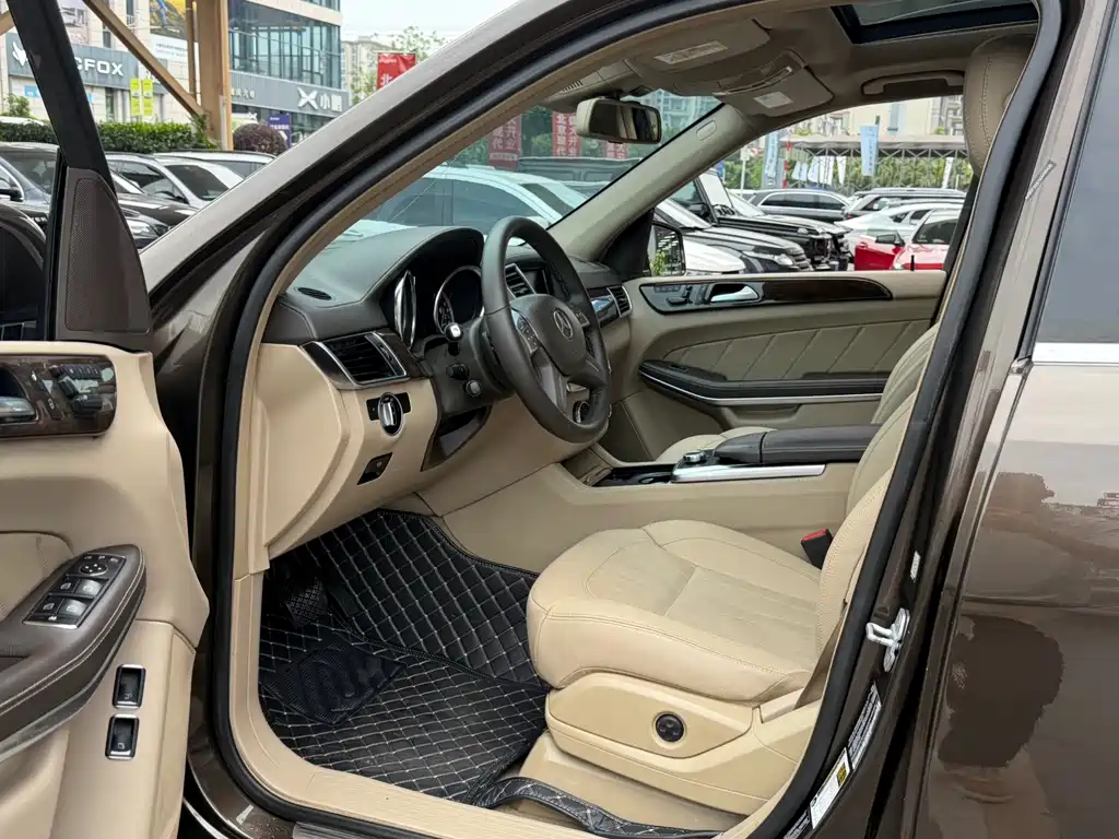 Mercedes-Benz GL-Class 2015 — фото 4