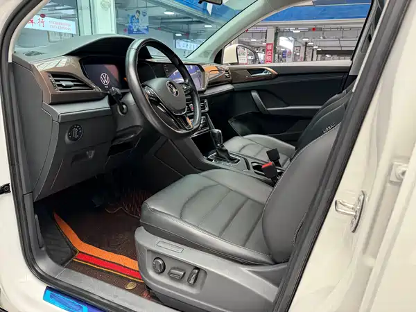 Volkswagen Tharu 2022