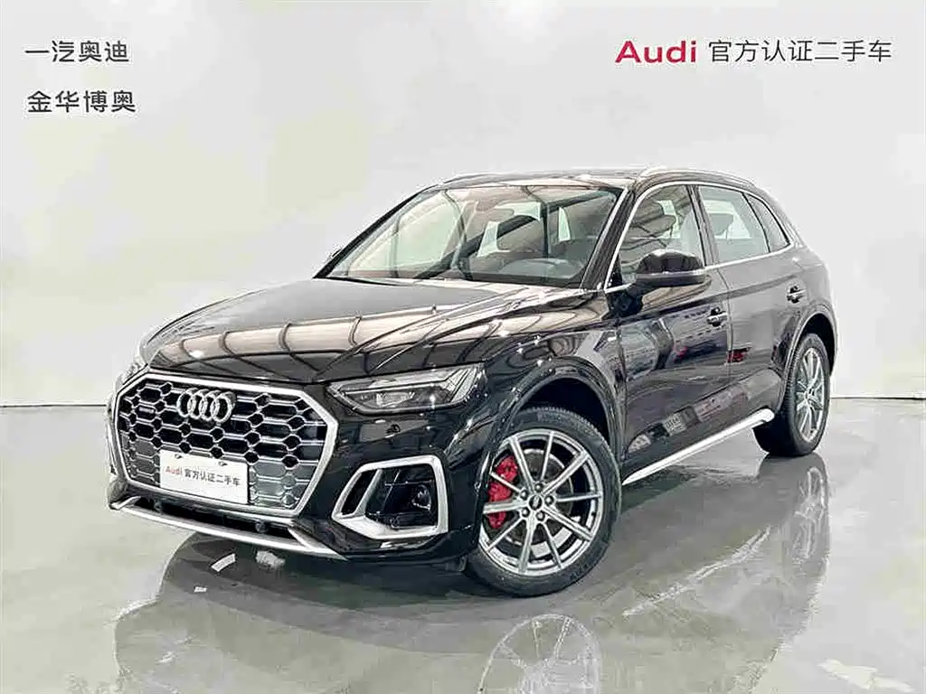 Audi Q5L 2022 — фото 1