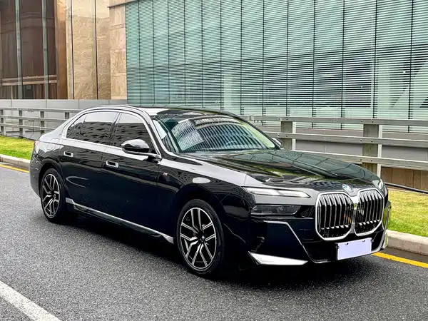 BMW 7 Series 2023