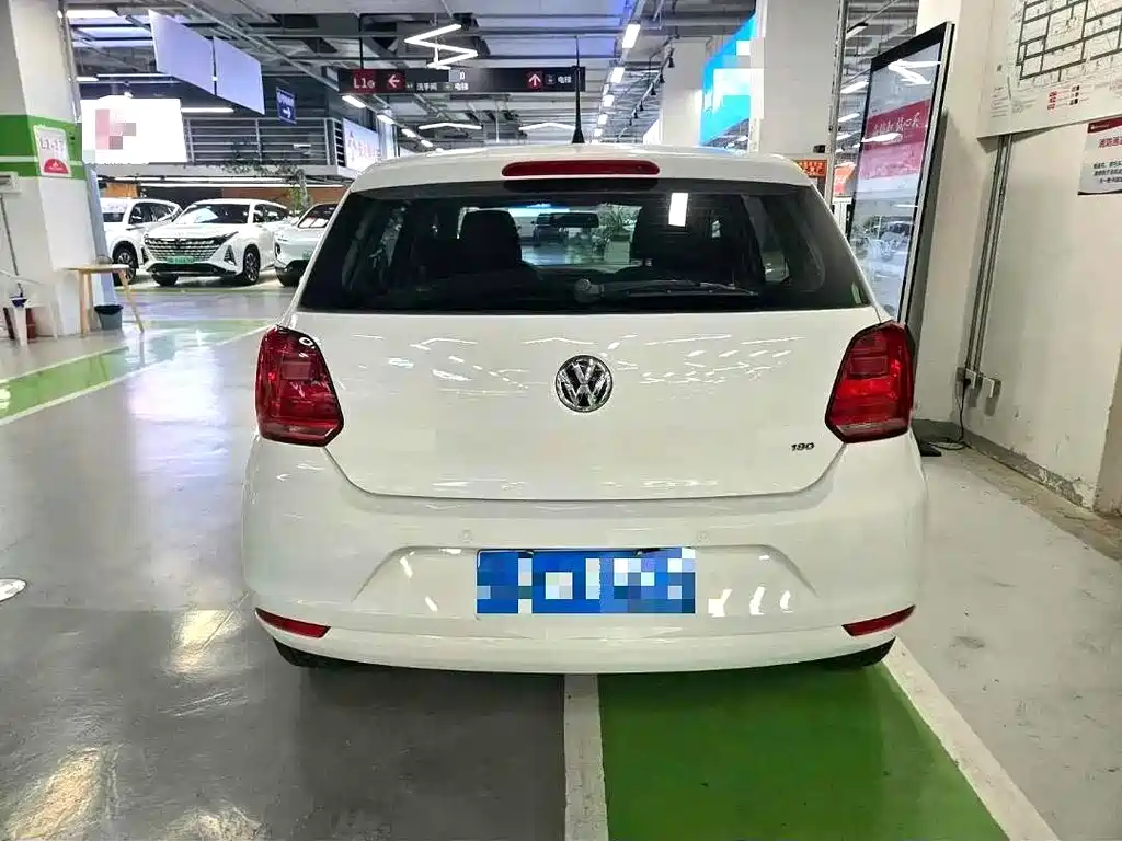 Volkswagen Polo 2018 — фото 10