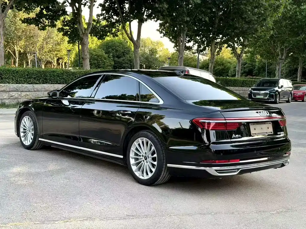 Audi A8 2021