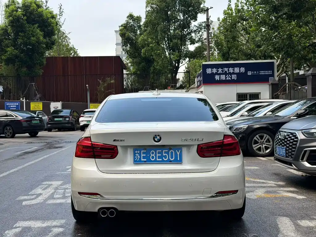 BMW 3 Series 2016