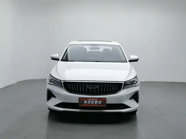 Geely Emgrand 2023