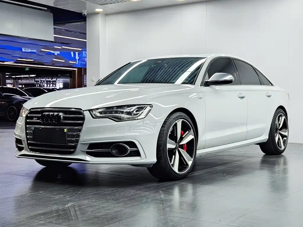 Audi S6 2013 — фото 6