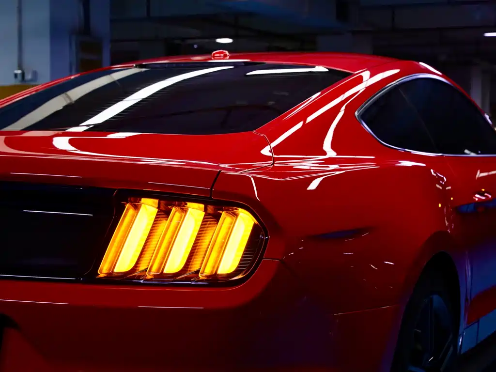 Ford Mustang 2017 — фото 5