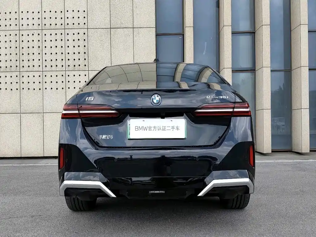 BMW i5 2024 — фото 6