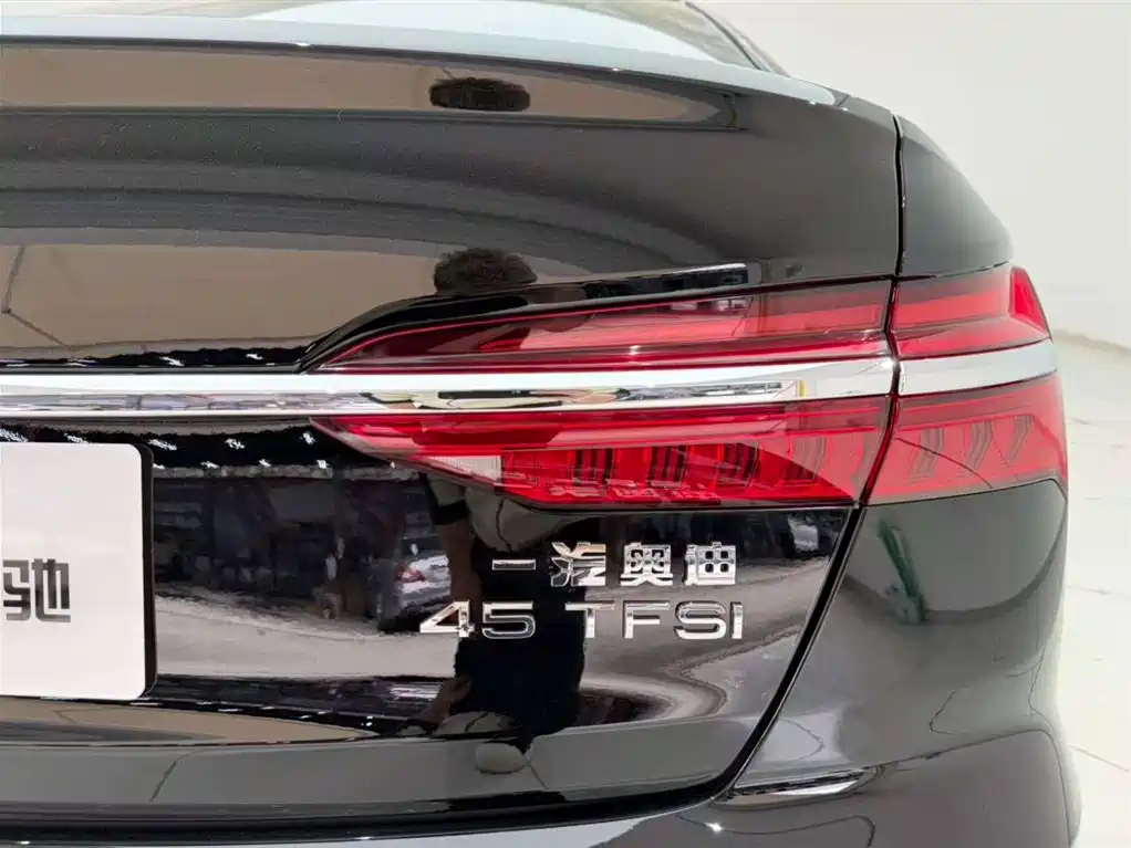 Audi A6L 2019 — фото 10
