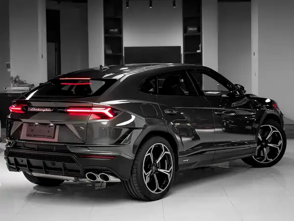 Lamborghini Urus 2023