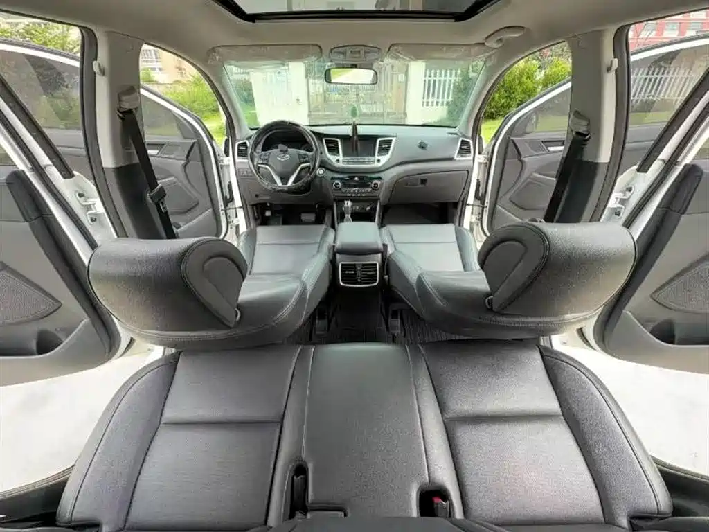Hyundai Tucson 2017 — фото 6