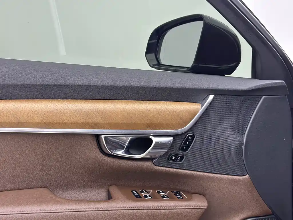 Volvo S90 2021 — фото 9