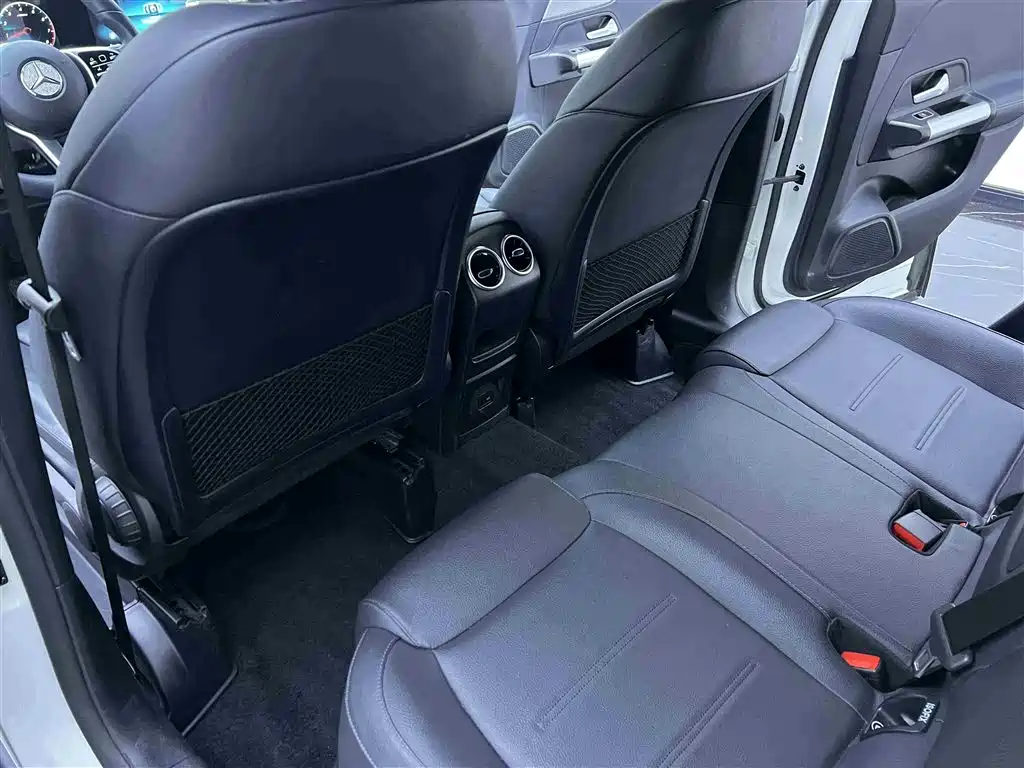 Mercedes-Benz GLA 2022 — фото 13