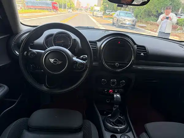 MINI Clubman 2016