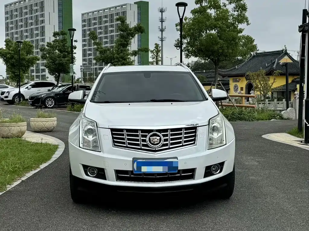 Cadillac SRX 2014 — фото 2