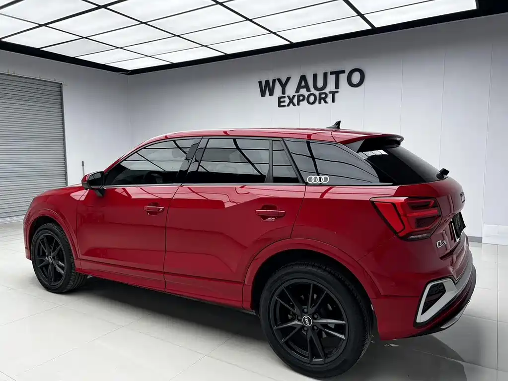 Audi Q2L 2021