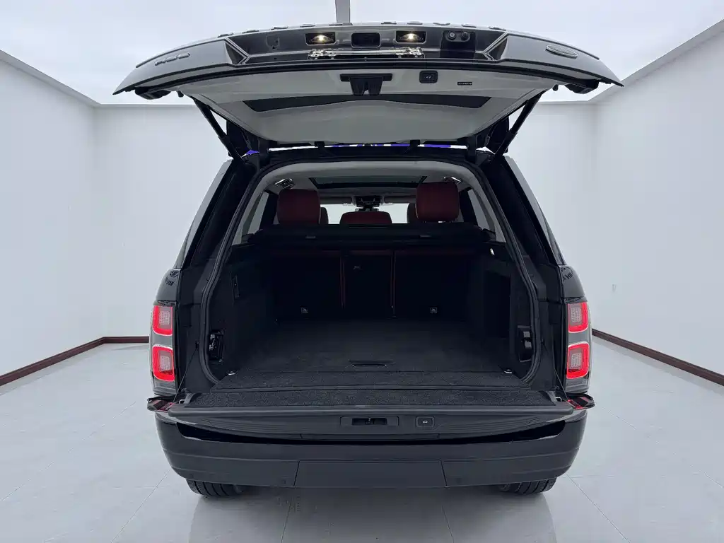 Land Rover Range Rover 2018 — фото 19
