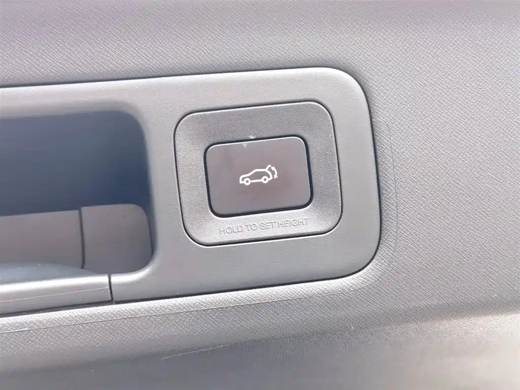 GAC Motor Trumpchi M8 2025 — фото 34